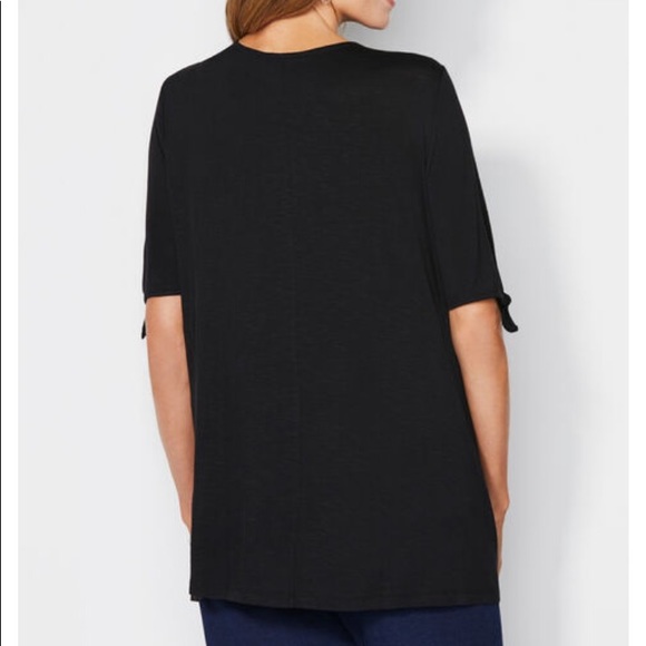 Catherine’s Willow Springs Tee - Picture 2 of 9